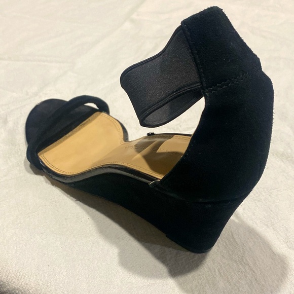 Strappy suede wedge - size 9.5 - Picture 5 of 6
